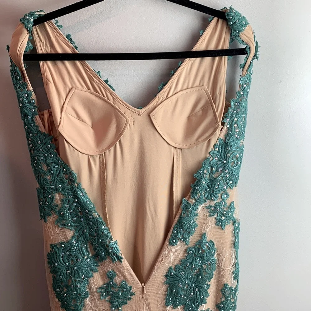 Jovanni Teal Lace And Tulle  Mermaid Gown - Picture 11 of 11